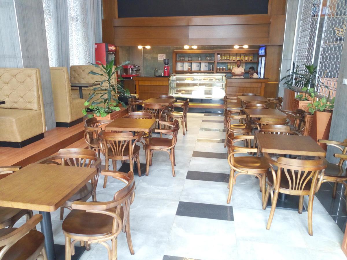 Yinm Furnished Apartment Αντίς Αμπέμπα Εξωτερικό φωτογραφία