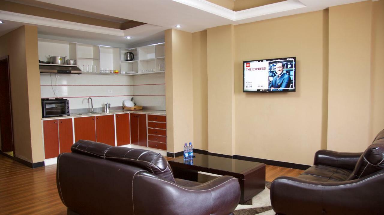 Yinm Furnished Apartment Αντίς Αμπέμπα Εξωτερικό φωτογραφία