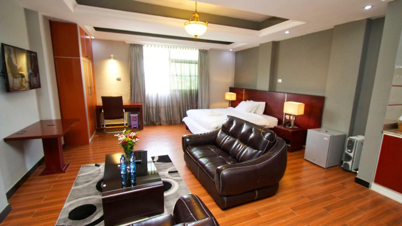 Yinm Furnished Apartment Αντίς Αμπέμπα Εξωτερικό φωτογραφία
