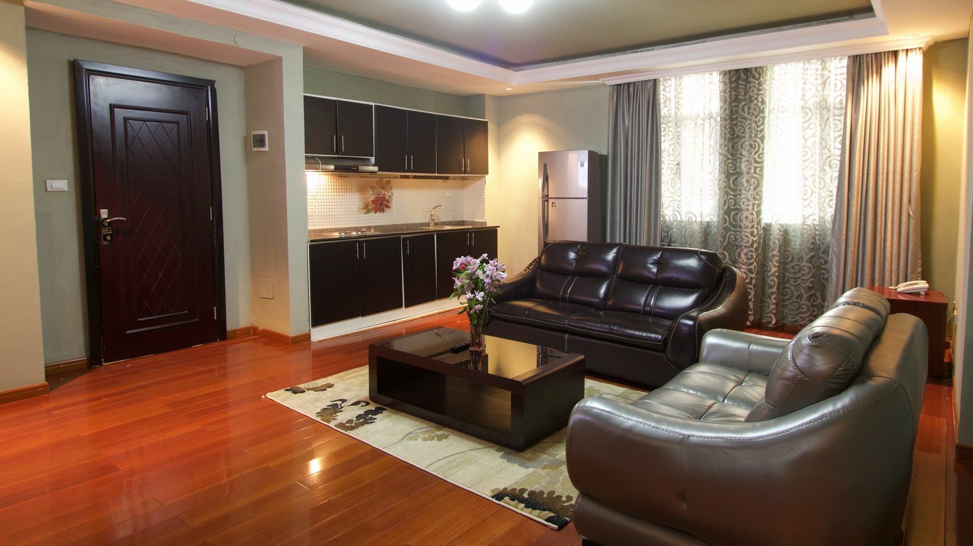 Yinm Furnished Apartment Αντίς Αμπέμπα Εξωτερικό φωτογραφία